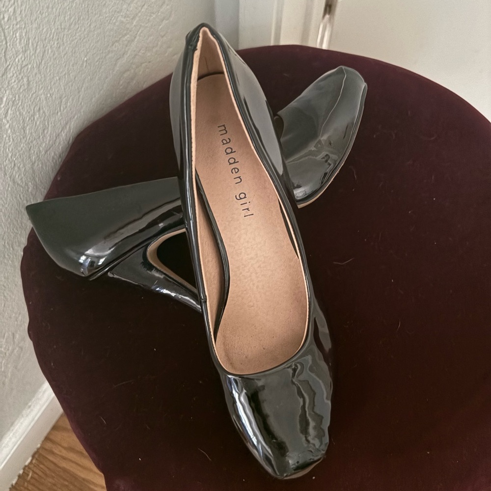 Madden Girl Black Heels Sleek Patent Leather